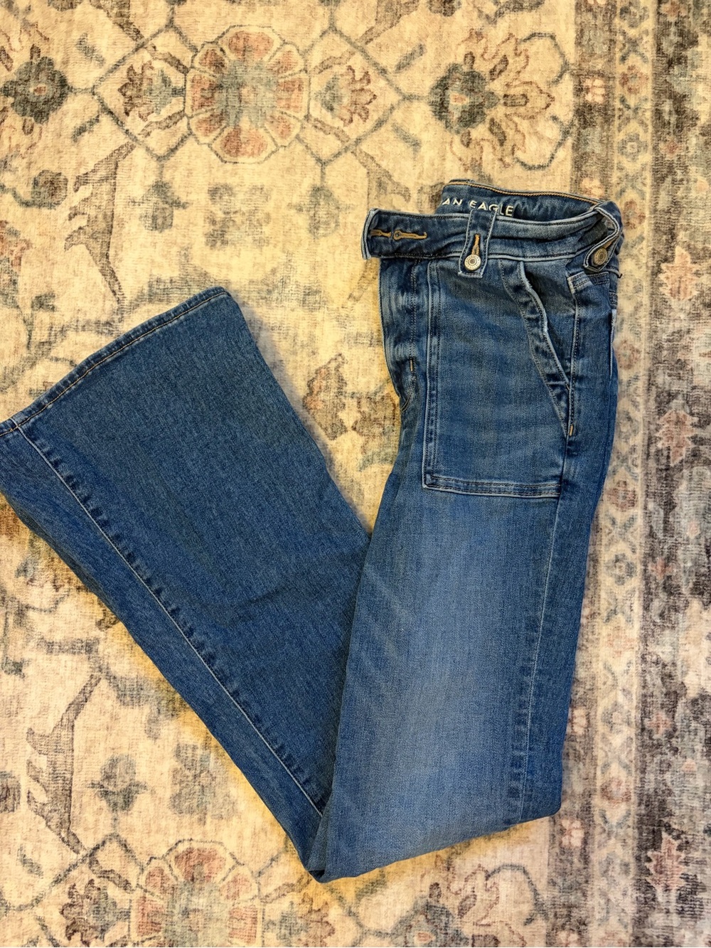 American Eagle Outfitters Women's Medium Blue Flared Jeans